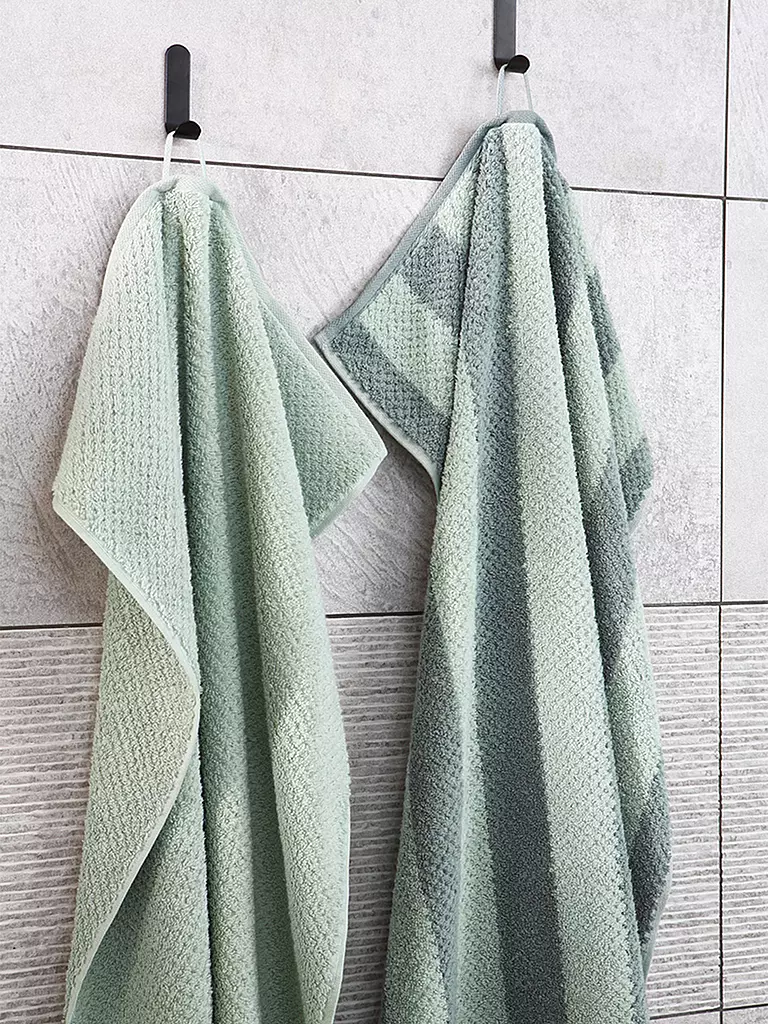 CAWÖ | Toalla PURE STRIPE 50x100cm Mystic Green | Verde oscuro