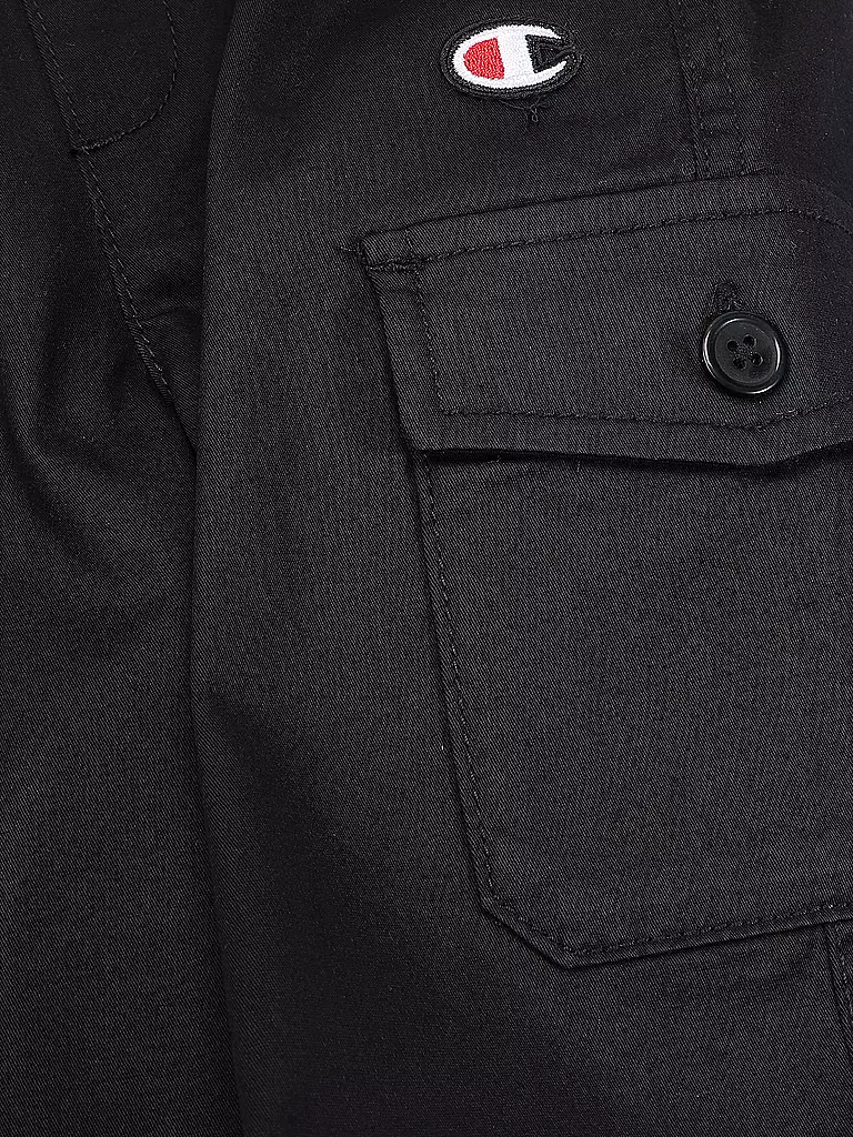 CHAMPION | Bermuda | Negro