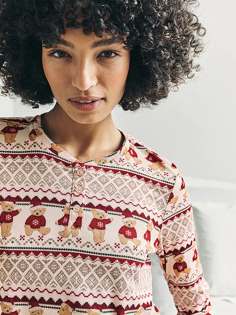 CHELSEA PEERS | Pijama | 