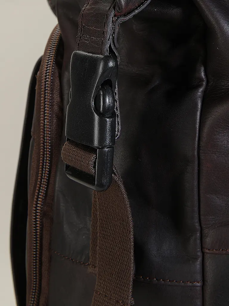 CHESTERFIELD | Mochila para portátil REMO de 16 pulgadas | Marrón