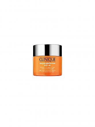 CLINIQUE | Superdefense SPF 40 Fatigue + 1os Signos de la Edad Gel Multi-Corrector 50ml