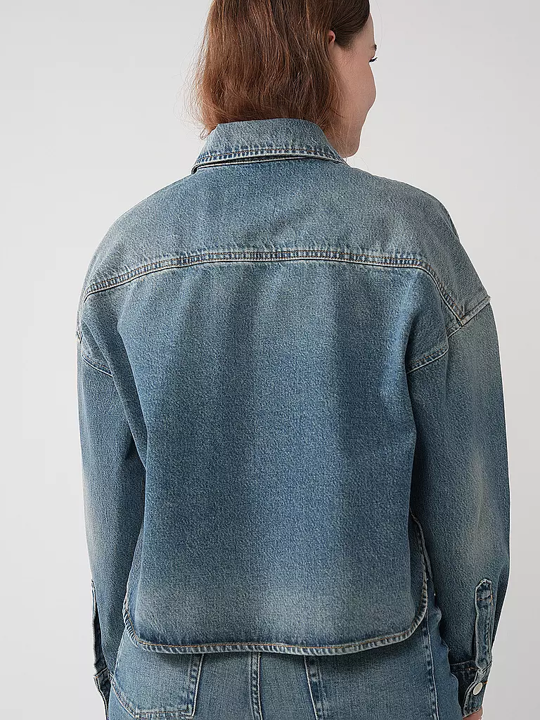 CLOSED | Blusa vaquera | 