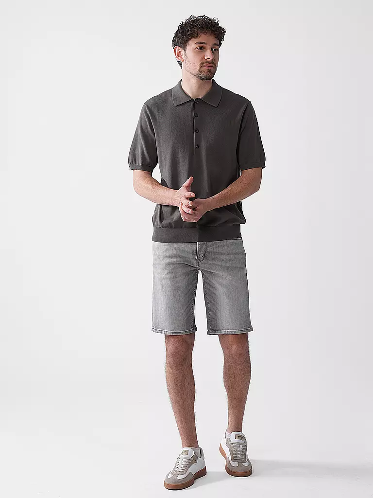 CLOSED | Polo | grau