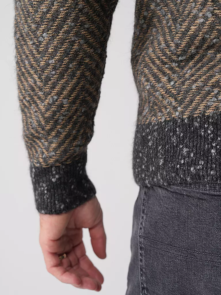 CLOSED | Pullover  | Crema