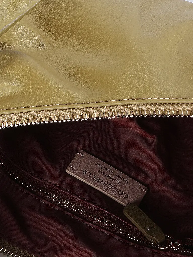 COCCINELLE | Bolso de cuero - Bolso Hobo COCCINELLEFUROSHIKI
Marca: COCCINELLE
Color: verde
Categorías: Moda, Mujer

Material: Cuero
Diseño: Liso
Detalles: Logo | 