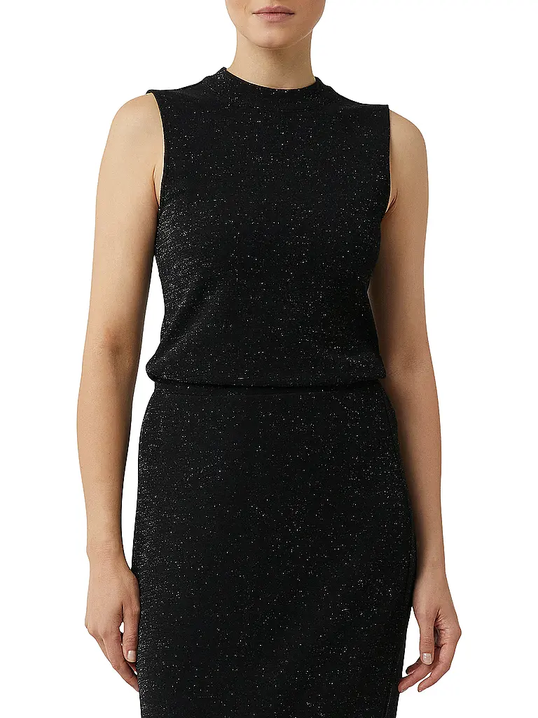 COMMA IDENTITY | Top
Marca: COMMA IDENTITY
Color: negro
Categorías: Moda,Mujer
Etiquetas: Tallas grandes

Largo de manga: sin mangas
Material: Poliéster / Poliamida,Metal,Stretch
Forma del cuello: Cuello alto
Corte (Prenda superior): Regular
Estilo: Casual
Detalles: Efe | 