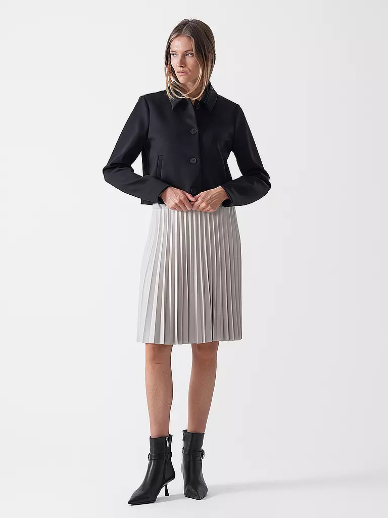 COMMA | Chaqueta corta | Negro
