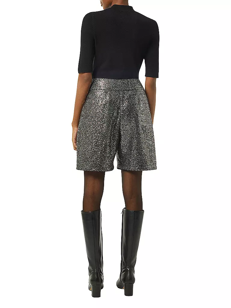 COMMA | Shorts | Negro