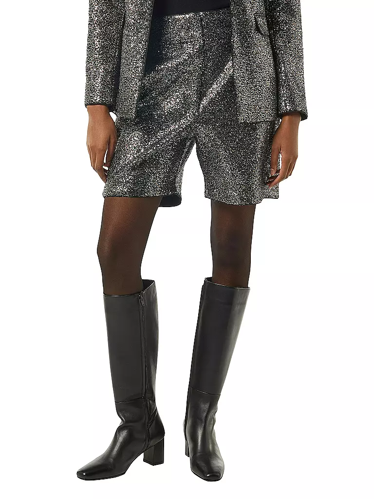 COMMA | Shorts | Negro