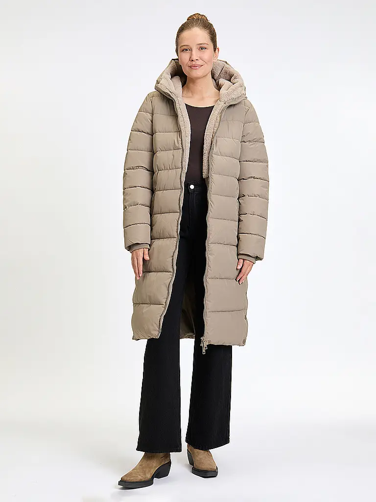 COVERED | Steppmantel AMY | Beige