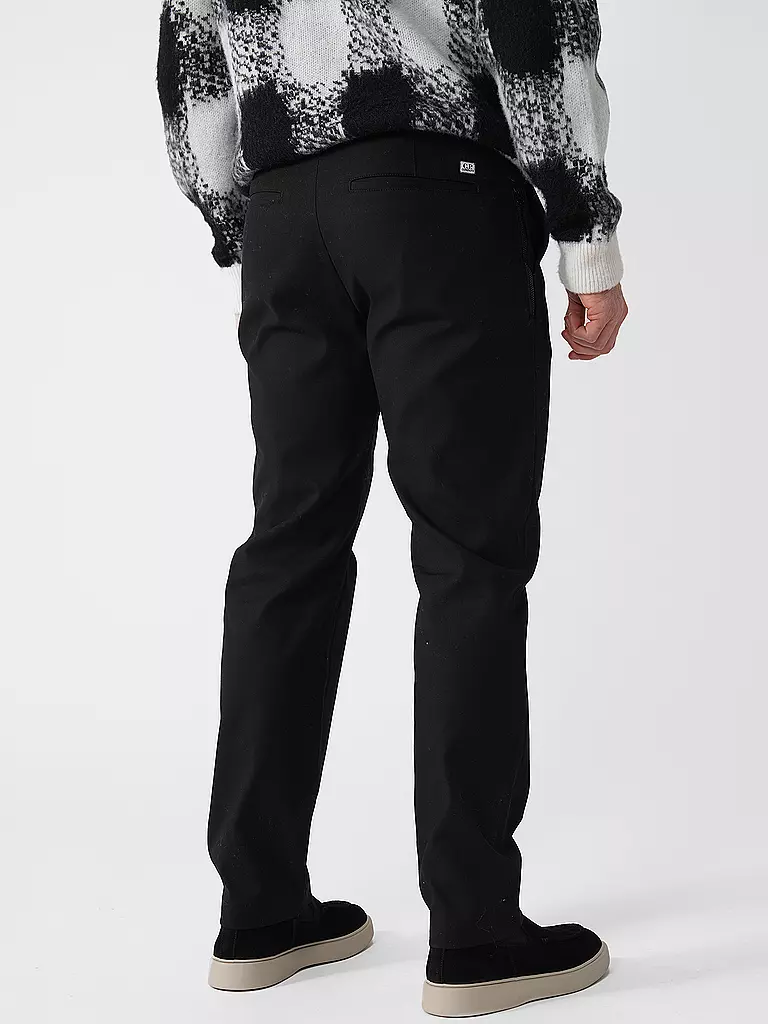 CP COMPANY | Chino | Negro