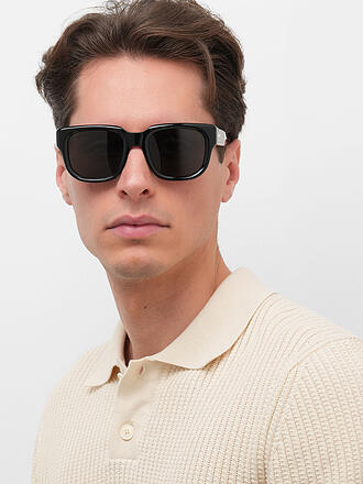 DAVID BECKHAM | Gafas de sol DB7146/S/52
Marca: DAVID BECKHAM
Color: negro
Categorías: Moda, Hombre

Material: Plástico