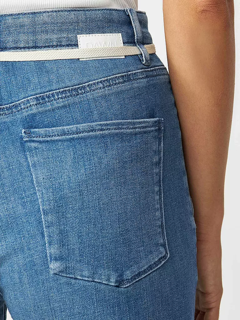 DAWN DENIM | Jeans de corte acampanado | 