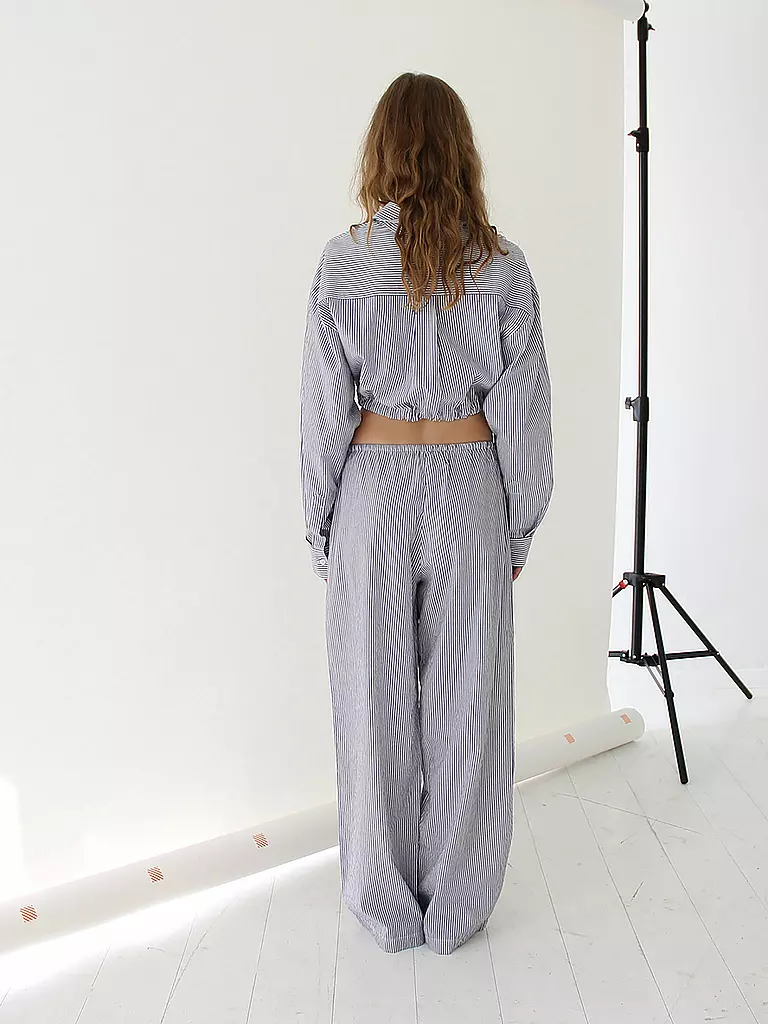 DESIGNERS REMIX | Bluse Cropped Fit HARRIET | Azul claro