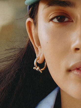 EDBLAD | Pendientes NOVEL KNOT HOOPS Oro