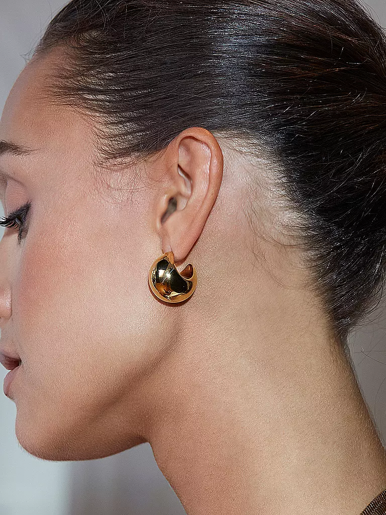 EDBLAD | Aros BOLD CREOLES Large Gold | Oro