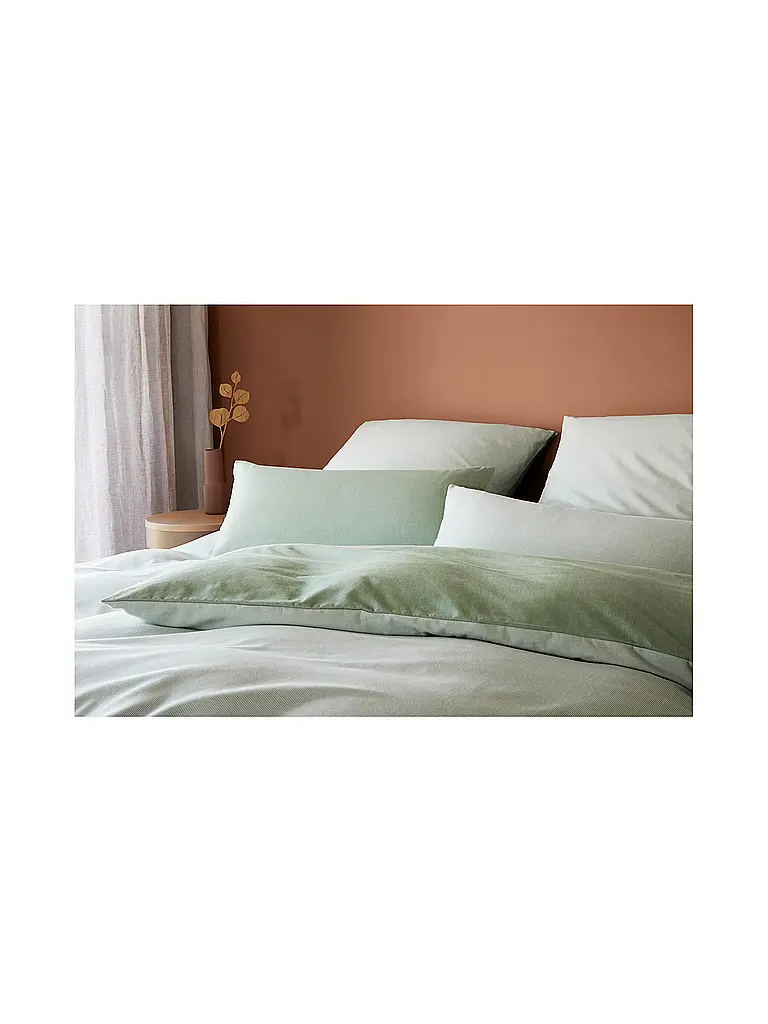 ELEGANTE | Juego de cama de franela reversible TENDER 140/200CM Verde | Verde claro