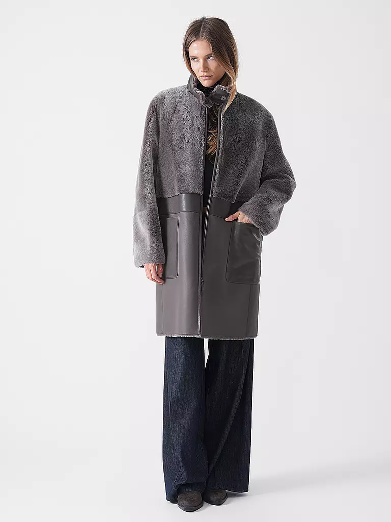 EMPORIO ARMANI | Abrigo de piel de cordero | Marrón