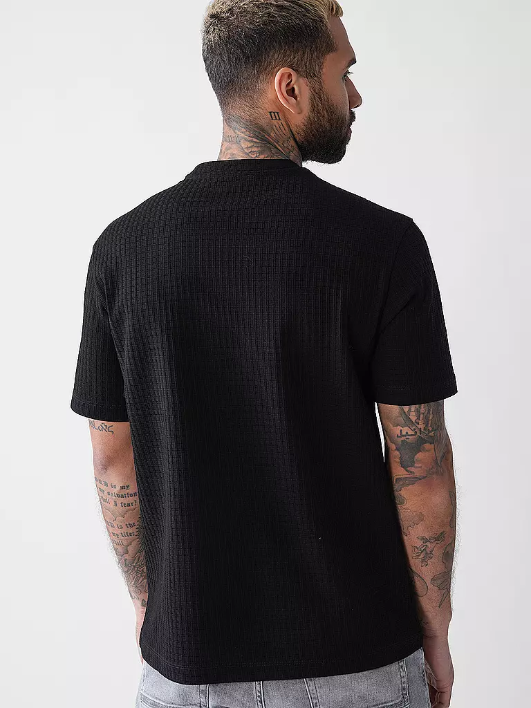 EMPORIO ARMANI | Camiseta | Negro