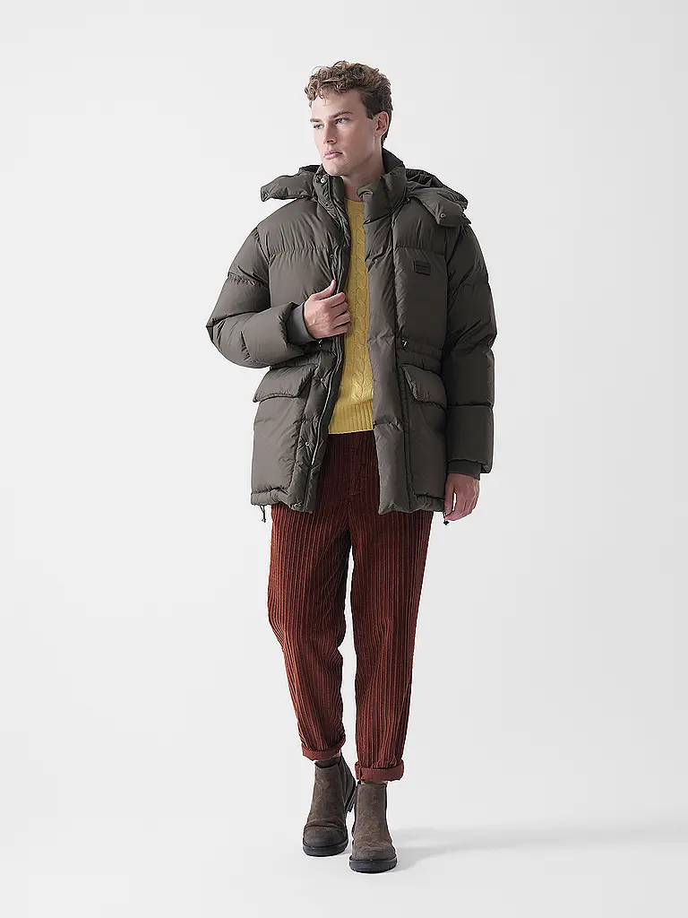 EMPORIO ARMANI | Chaqueta acolchada de plumón | Oliva