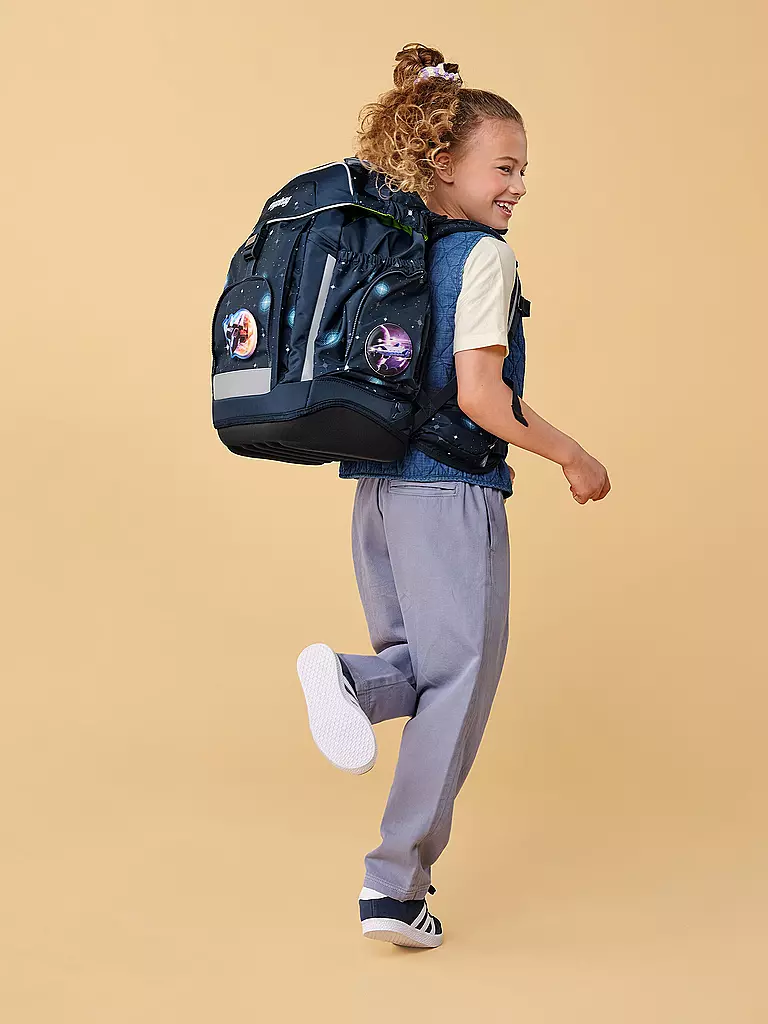 ERGOBAG | Set de mochila escolar 6 piezas MAXI KoBärnikus | Azul oscuro