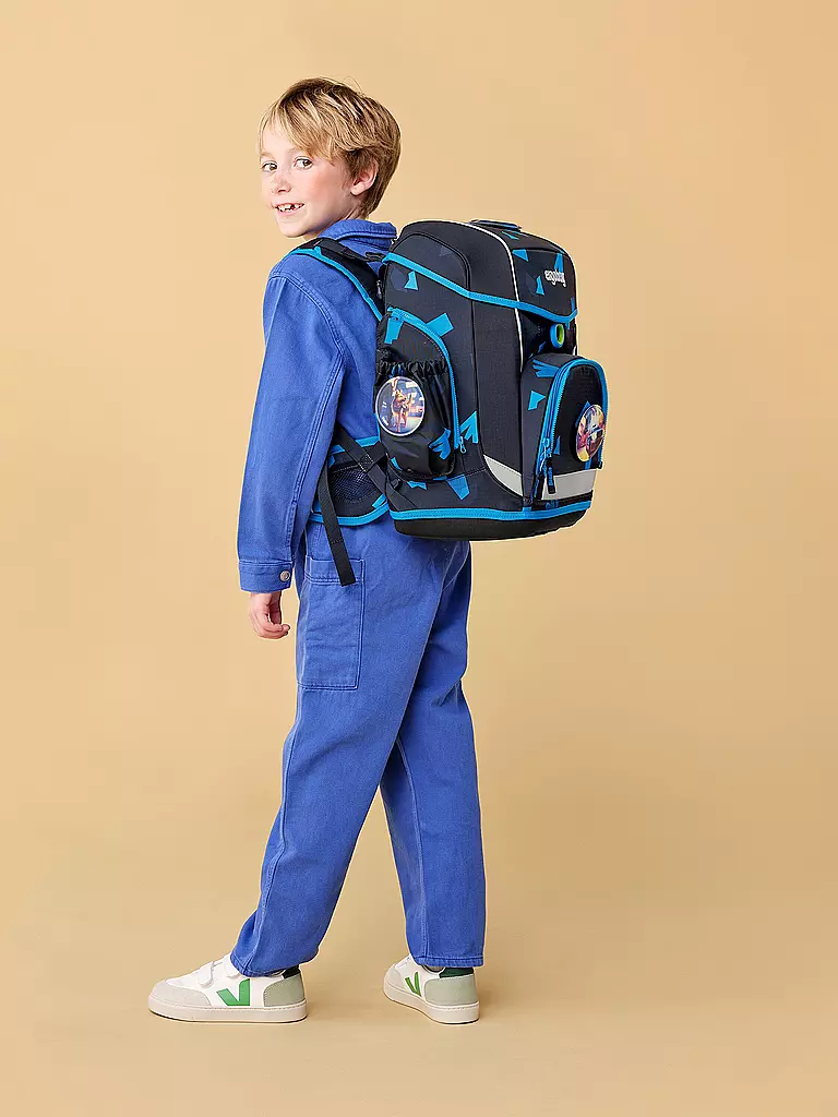 ERGOBAG | Set de mochila escolar de 5 piezas CUBO LIGHT VerfolgBäerjagd | Negro