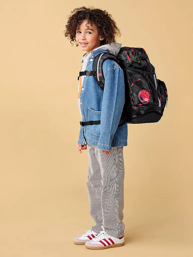 ERGOBAG | Set de mochila escolar de 6 piezas PACK TaekBärdo | 