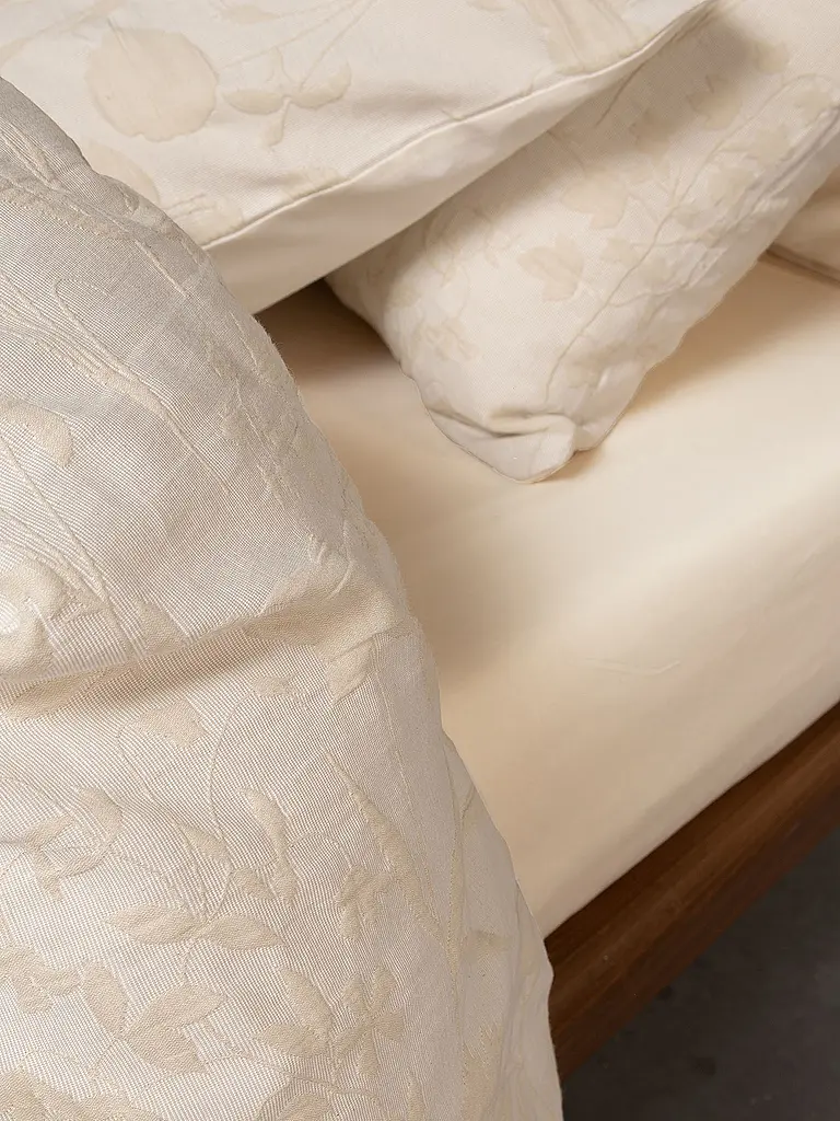 ESSENZA | Ropa de cama de algodón 70x90cm / 140x200cm MARIBEL Avena | Beige