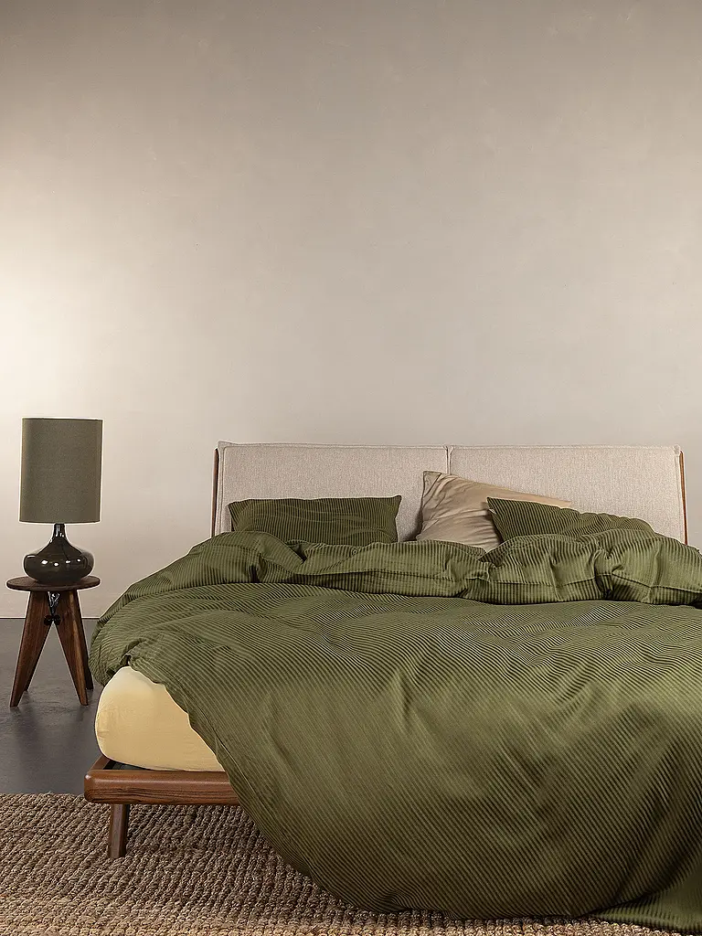 ESSENZA | Ropa de cama de satén 70x90cm / 140x200cm COLETTA Moss | Oliva