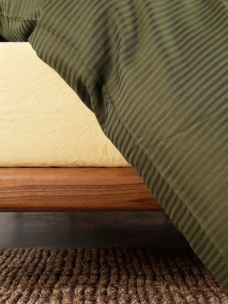 ESSENZA | Ropa de cama de satén 70x90cm / 140x200cm COLETTA Moss | Oliva