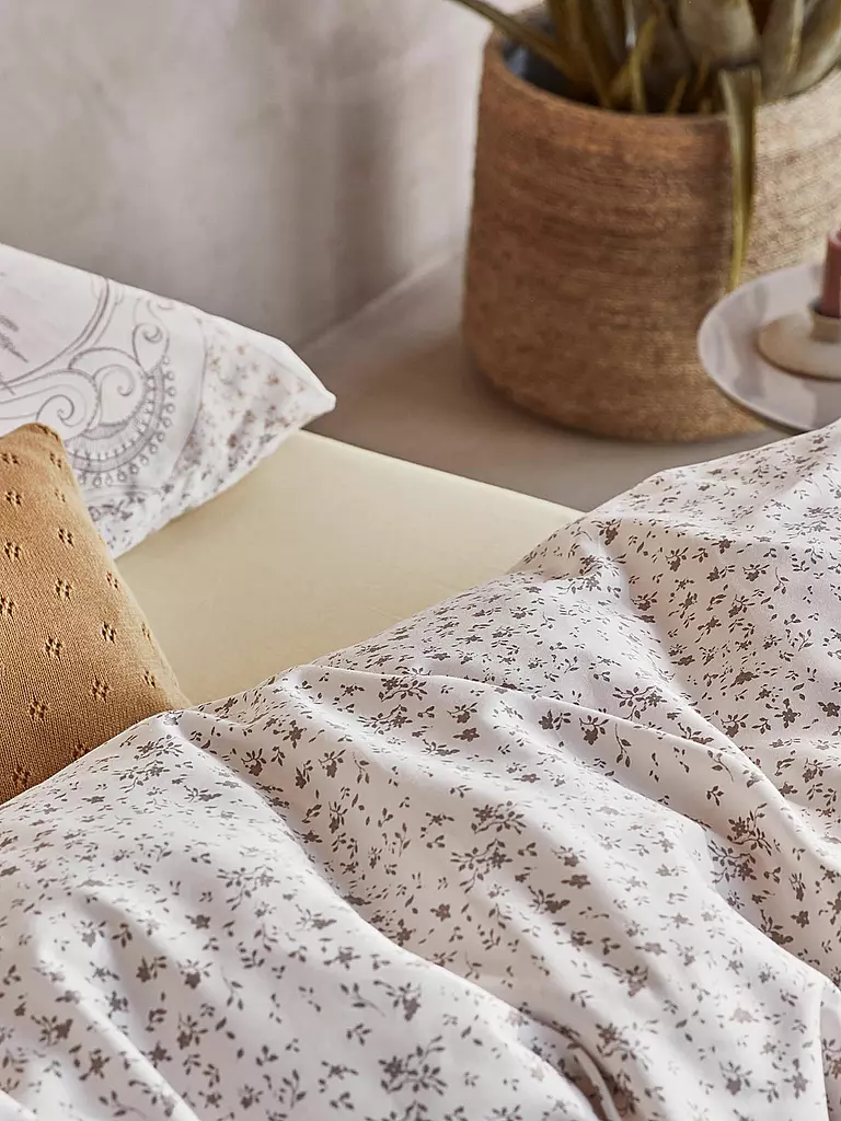 ESSENZA | Ropa de cama de satén 70x90cm / 140x200cm Verena Lovely Lilac |