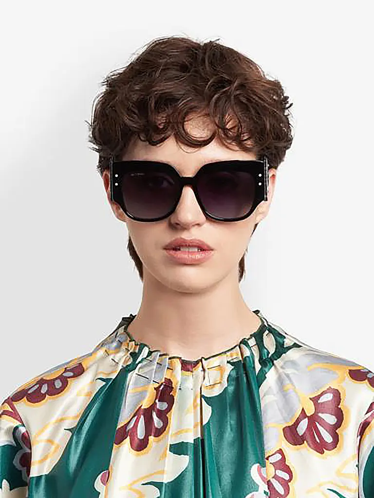 ETRO | Gafas de sol ETRO0103/S/56
Marca: ETRO
Color: negro
Categorías: Moda, Mujer

Material: Plástico | Negro