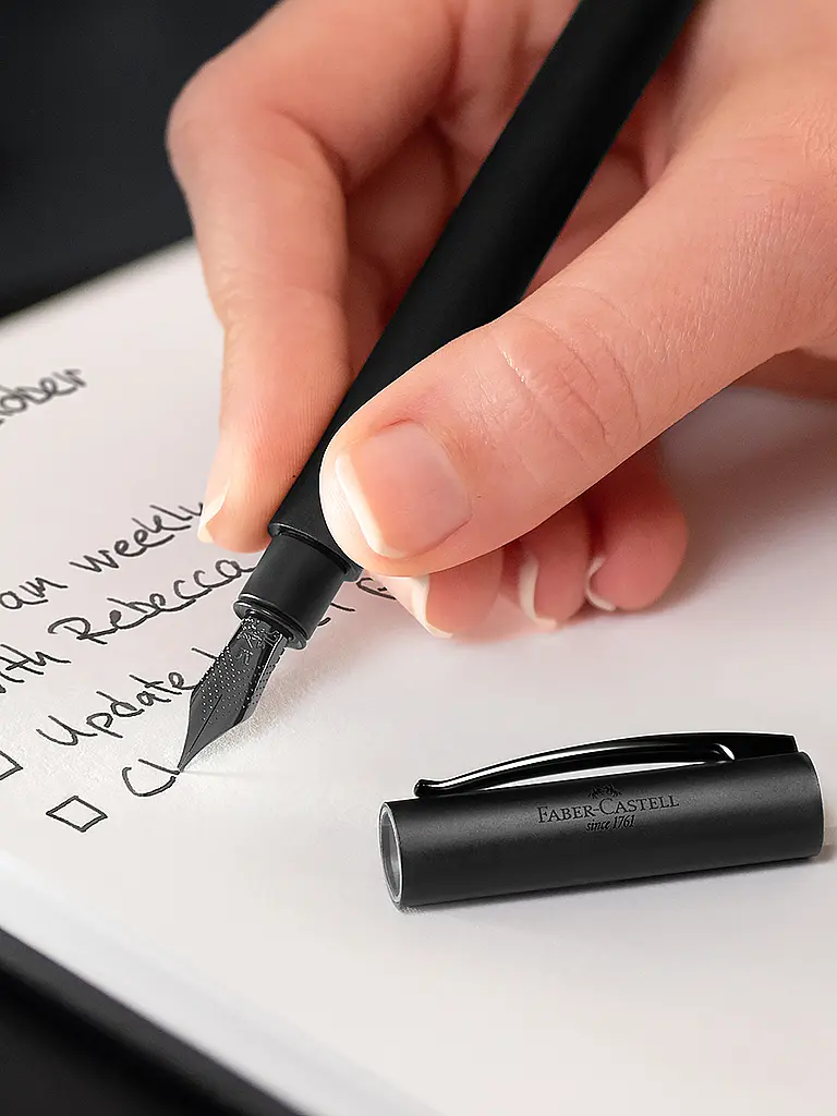 FABER-CASTELL | Pluma estilográfica Ambition All Black, grosor de trazo B, negro | 