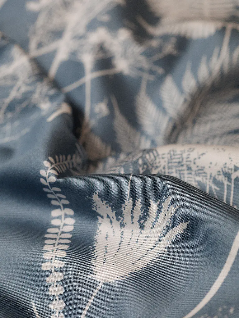 FLEURESSE | Ropa de cama de satén 70x90cm/140x200cm MODERN GARDEN B Urban Blue | Azul oscuro