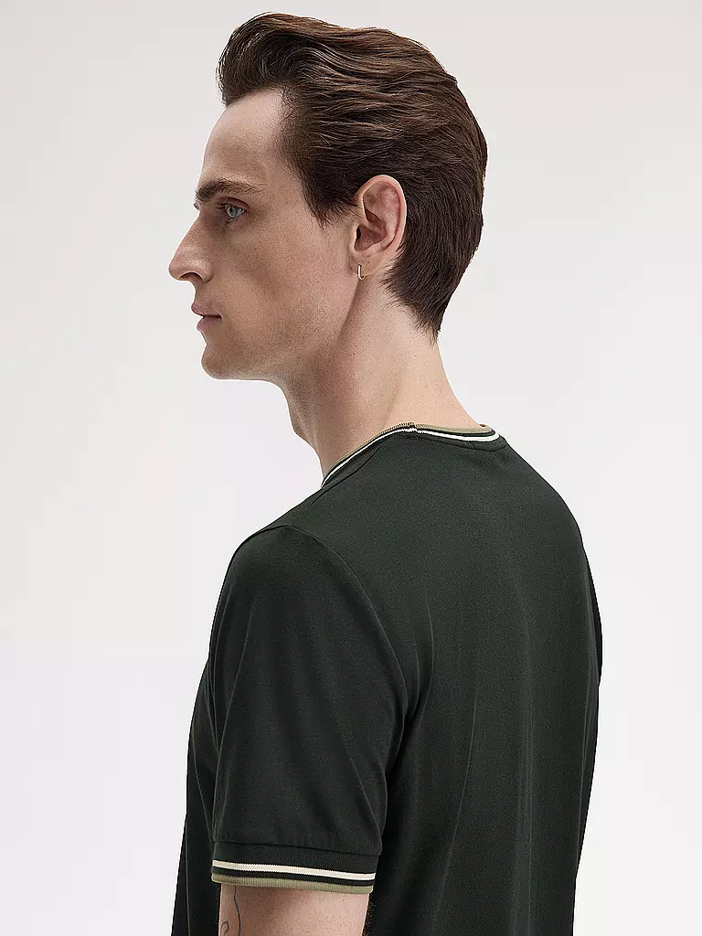 FRED PERRY | Camiseta | Verde oscuro