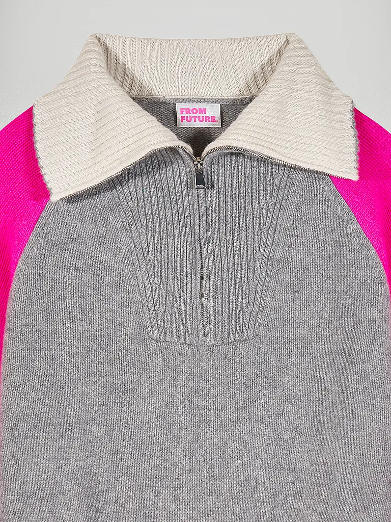 FROM FUTURE | Nombre del producto: Jersey de cachemira
Marca: FROM FUTURE
Color: gris
Categorías: Moda, Mujer

Largo de manga: Manga larga
Material: Cachemira
Forma del cuello: Troyer
Diseño: Bloques de color
Corte (Prenda exterior): Regular
Detalles: Corte raglán | 