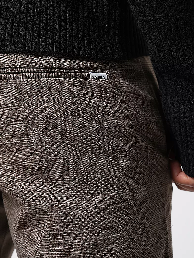 GABBA | Chino PISA NOVE | Marrón