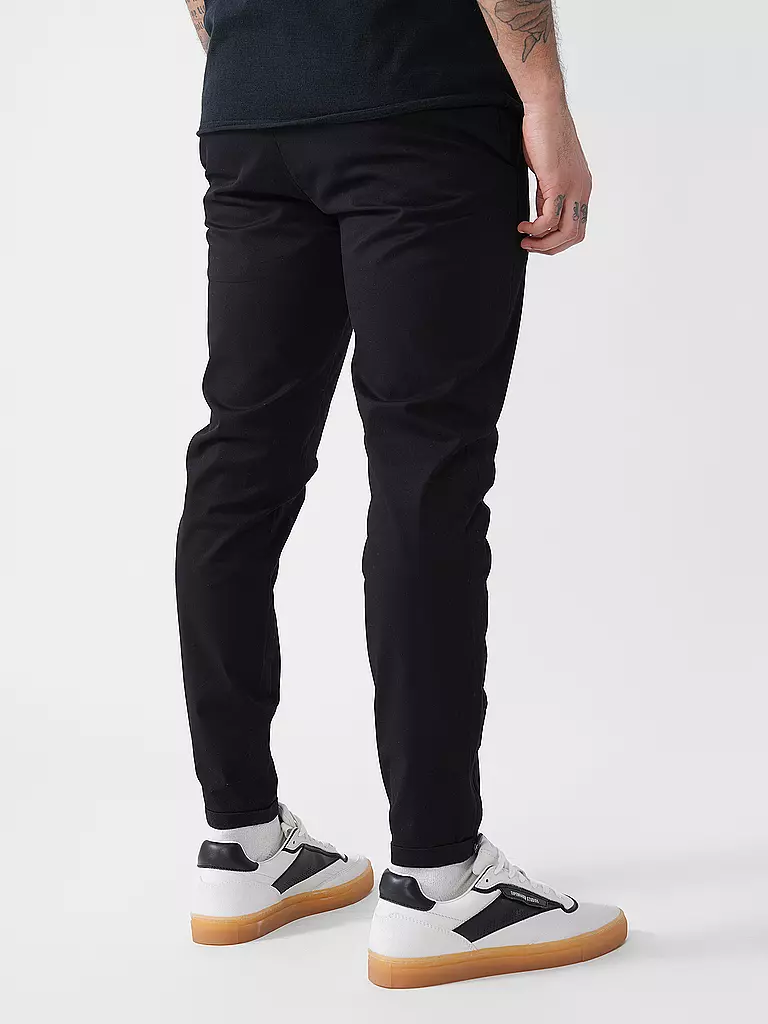 GABBA | Chino PISA | Negro