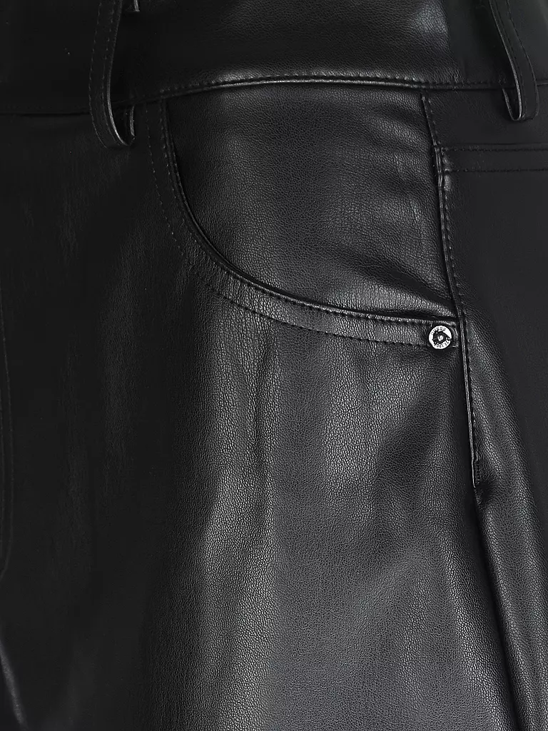 GUESS | Rock in Lederoptik | Negro