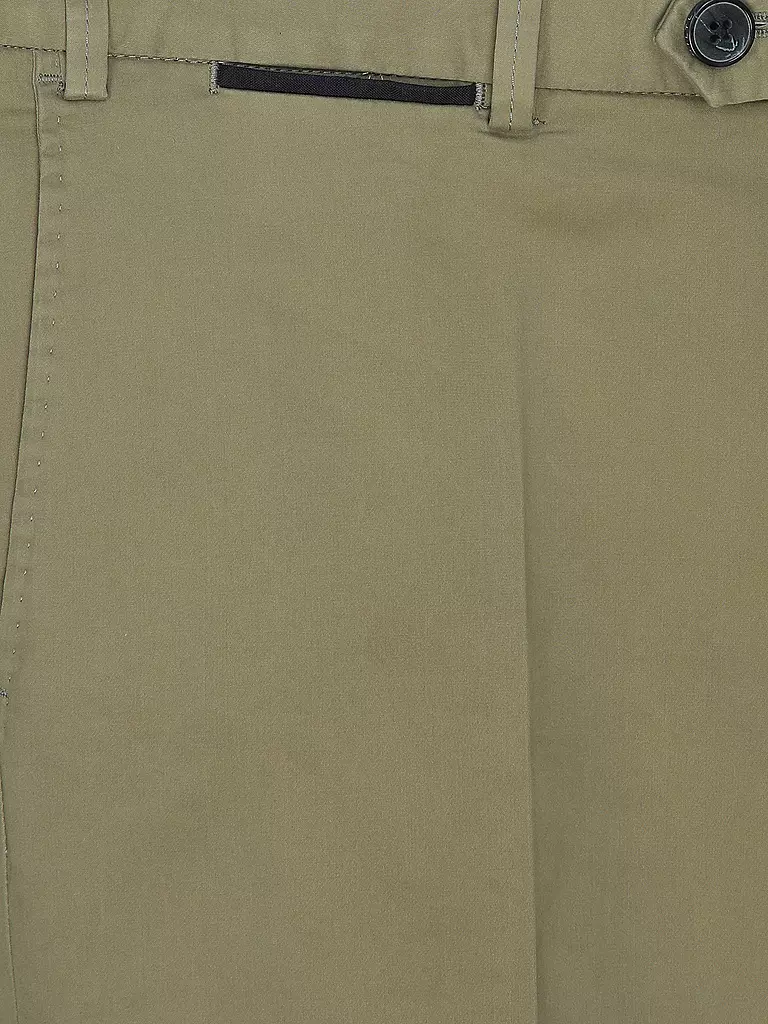 HILTL | Chino Regular Fit PEAKER | Oliva