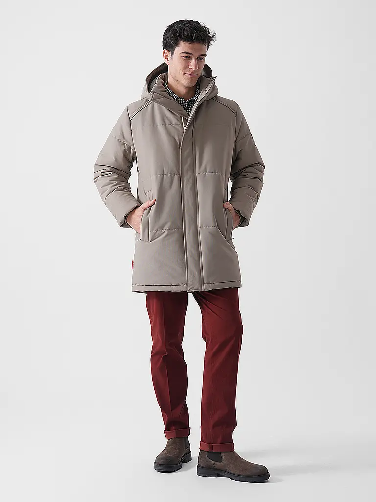 HILTL | Chino TILO | Rojo oscuro