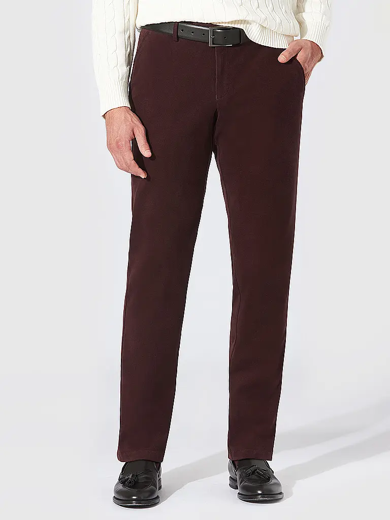 HILTL | Chino TRENTO PEACH  | Rojo oscuro