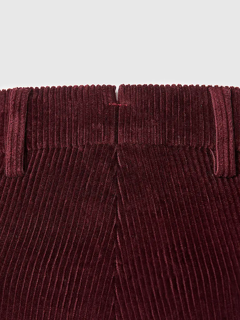 HILTL | Cordhose TILO GENUA | Rojo oscuro