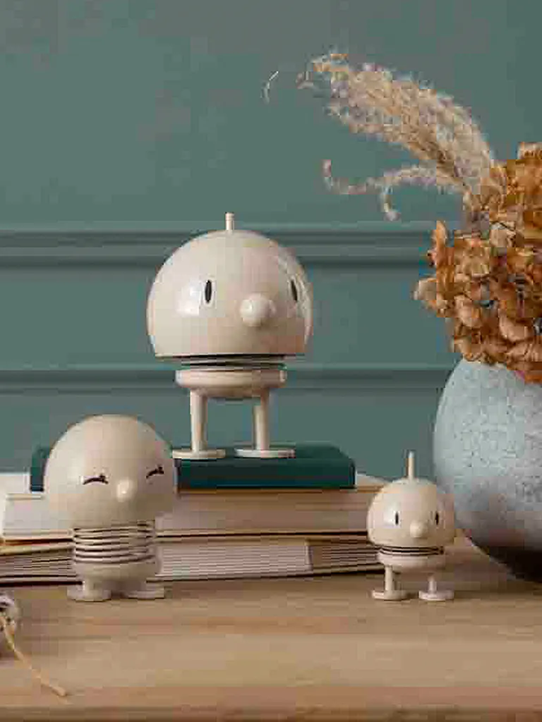 HOPTIMIST | Figura decorativa Classic Bumble 7,6cm Latte | Camel