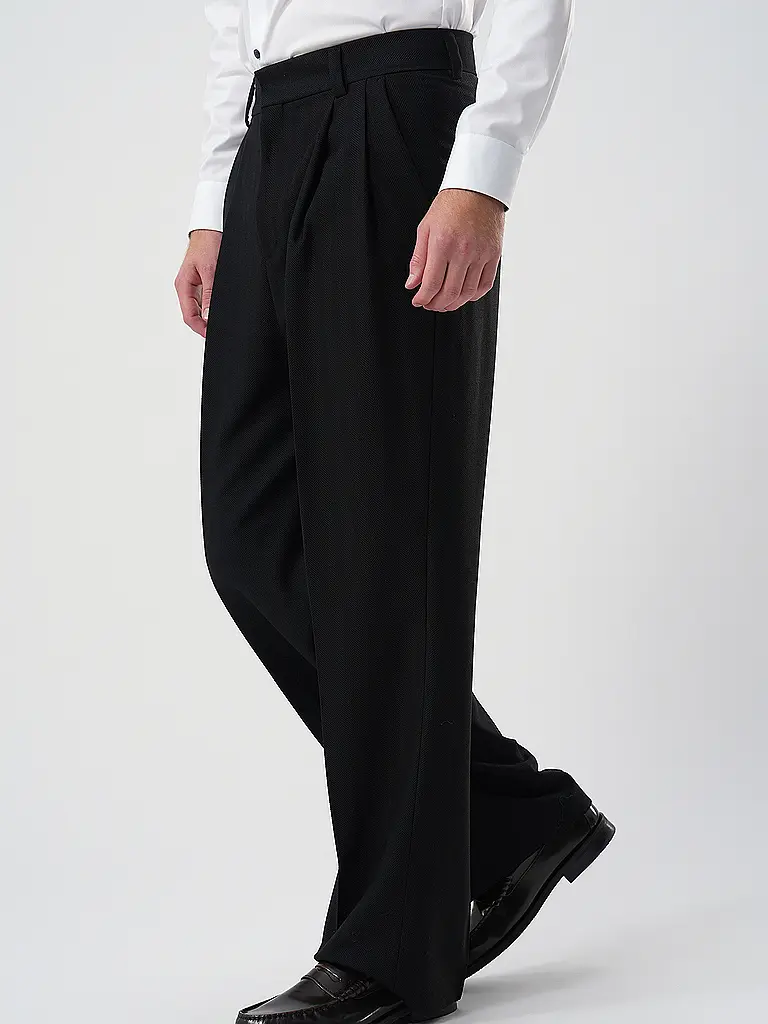 HUGO | Chino FADI | Negro