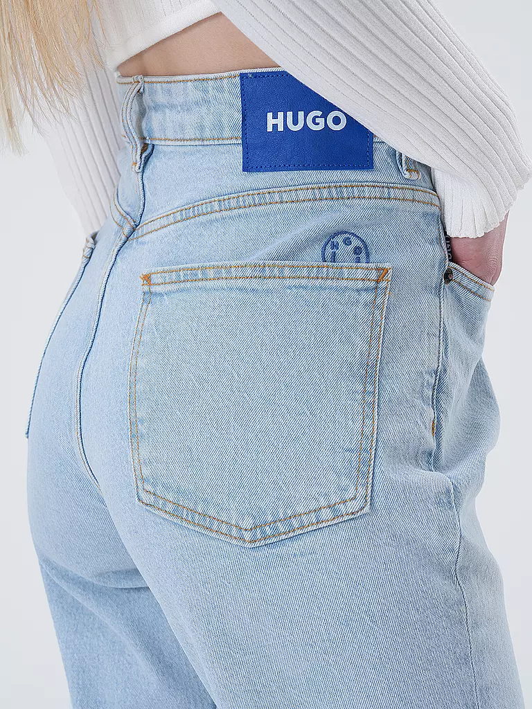 HUGO | Jeans Mom NOE | Azul claro