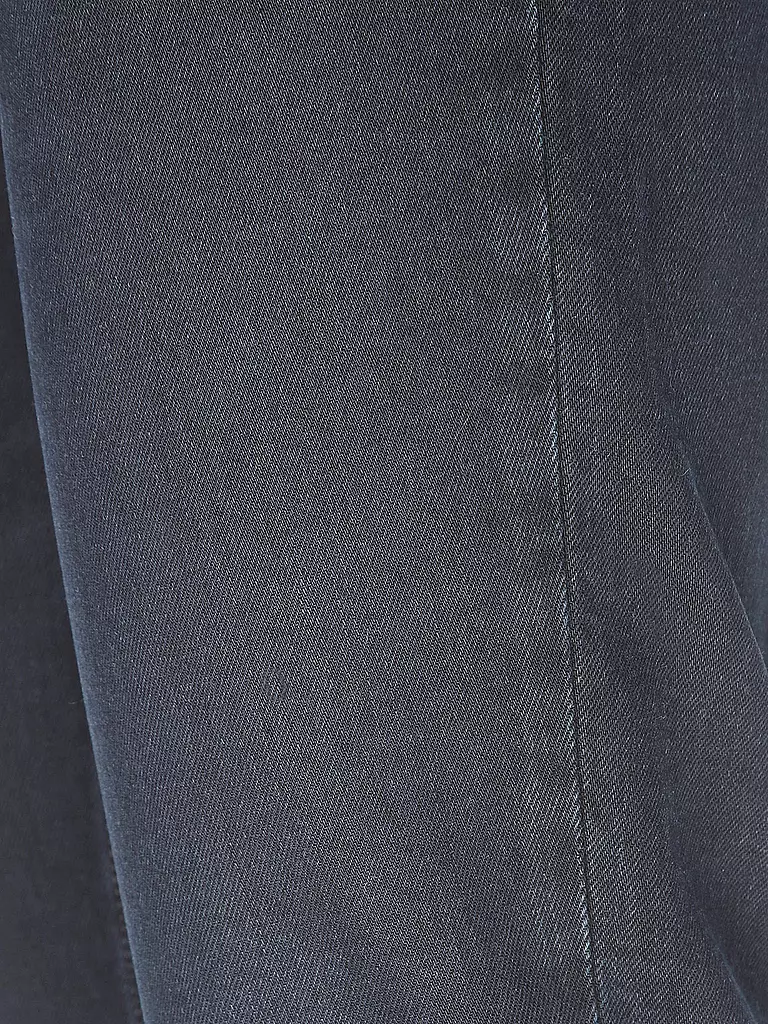 HUGO | Vaqueros corte tapered | 