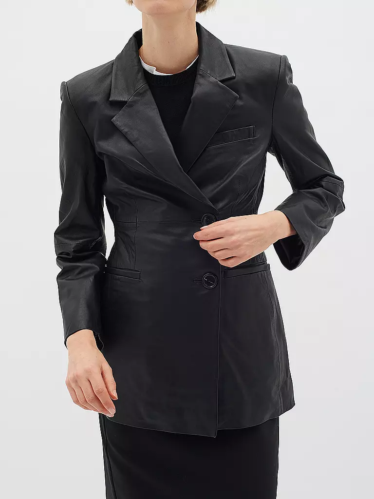 IN WEAR | Blazer KAMAIW | Negro