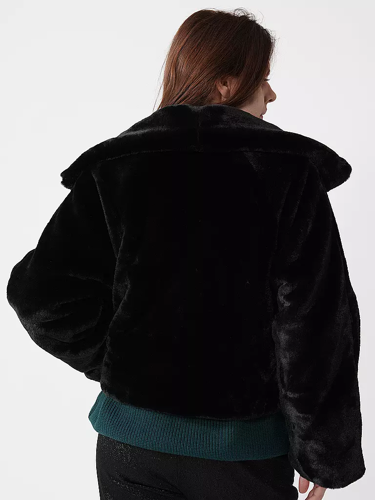IN WEAR | Chaqueta de aspecto de piel YONEKOIW | Negro