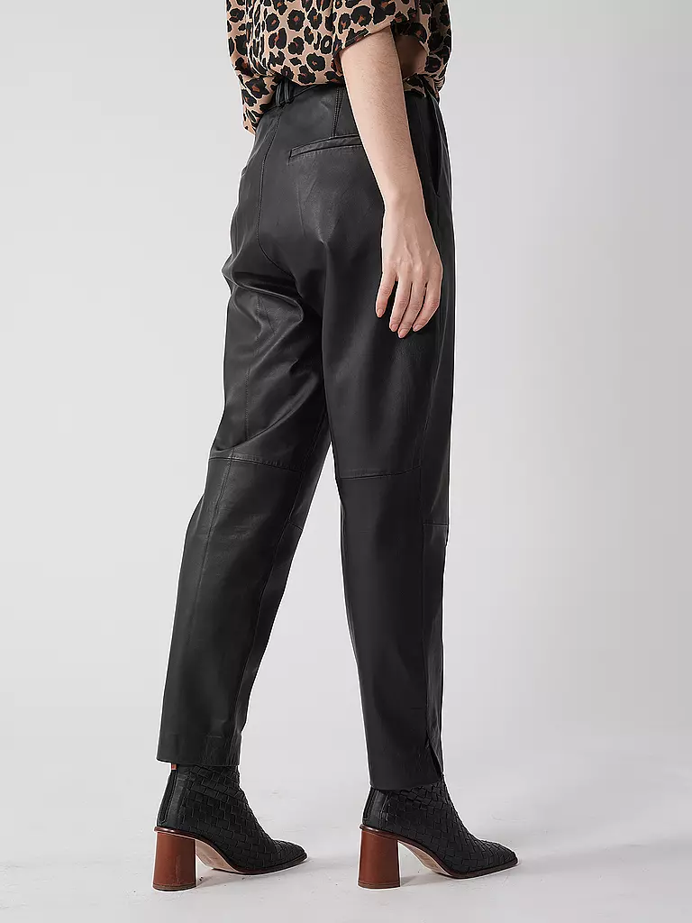 IN WEAR | Lederhose KAMAIW | Negro